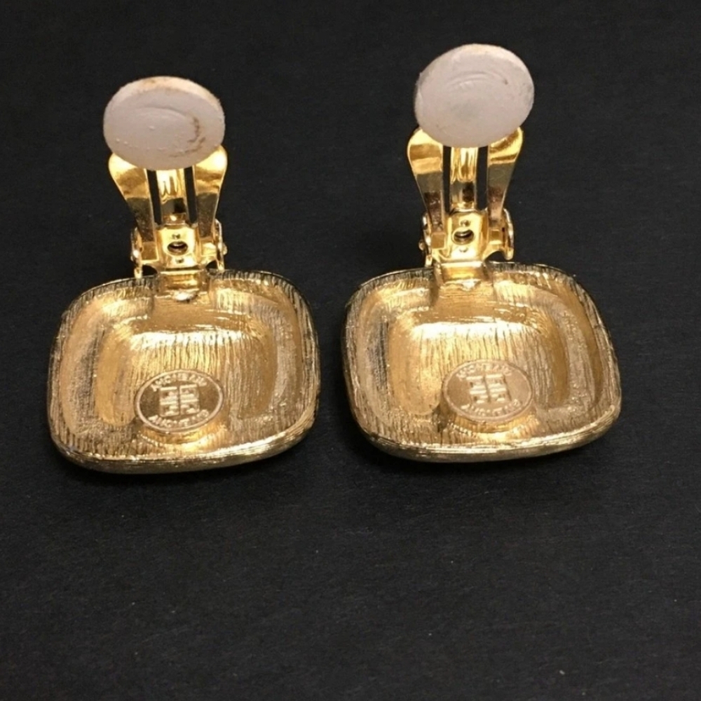 Givenchy Logo Square Gold Tone Clip On Earrings (EUC)✨️ - Picture 6 of 7